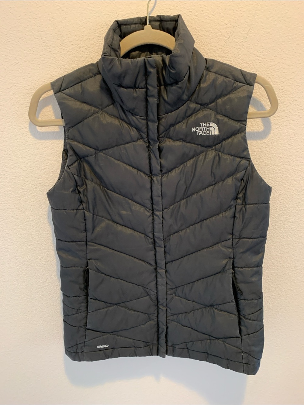 The North Face Aconcagua Women's Quilted Puffer Vest - Charcoal
